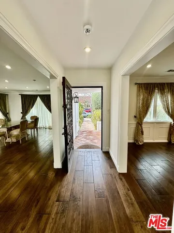 $9,990 | 128 South Swall Drive, Beverly Hills, CA 90211