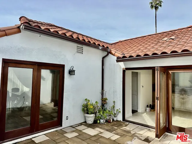 $9,990 | 128 South Swall Drive, Beverly Hills, CA 90211