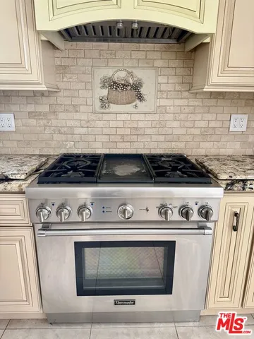 $9,990 | 128 South Swall Drive, Beverly Hills, CA 90211