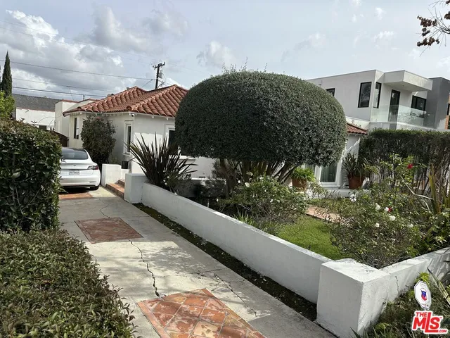 $9,990 | 128 South Swall Drive, Beverly Hills, CA 90211