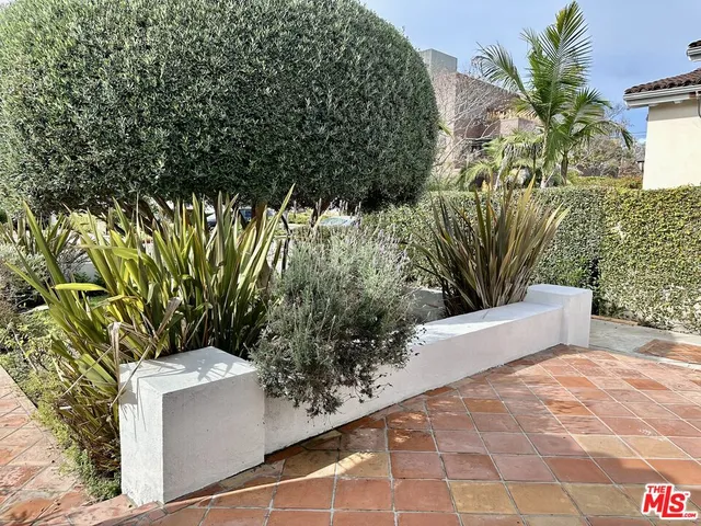 $9,990 | 128 South Swall Drive, Beverly Hills, CA 90211