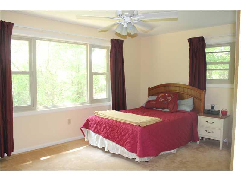 10195 Grubbs Road Wexford, PA 15090 - Photo 14 of 23 Bedroom.