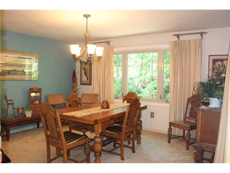 10195 Grubbs Road Wexford, PA 15090 - Photo 5 of 23 Dining Room.