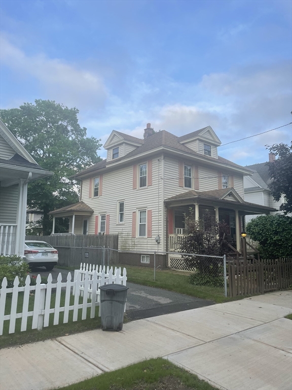 31 Bryant Street Springfield, MA 01108 - Photo 1 of 1 front view of a house with a porch