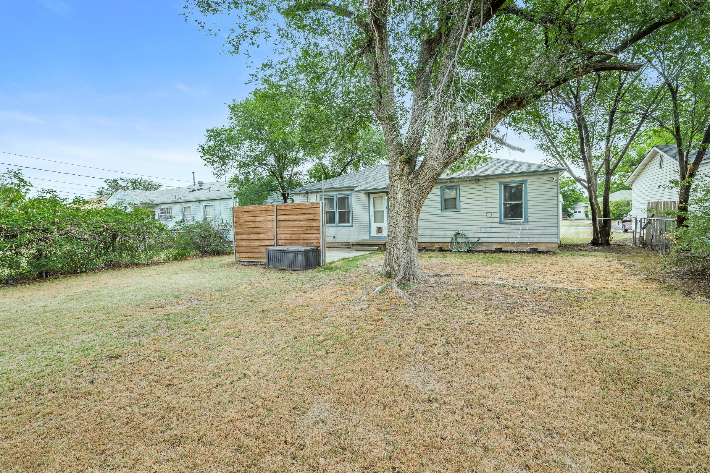 4114 South Travis Street Amarillo, TX 79110 - Photo 18 of 18 4114 S Travis St 05