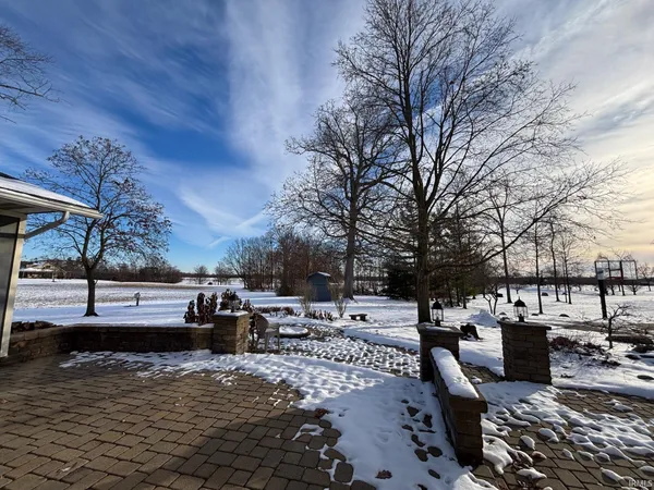 $445,000 | 4162 Highway 124, Bluffton, IN 46714