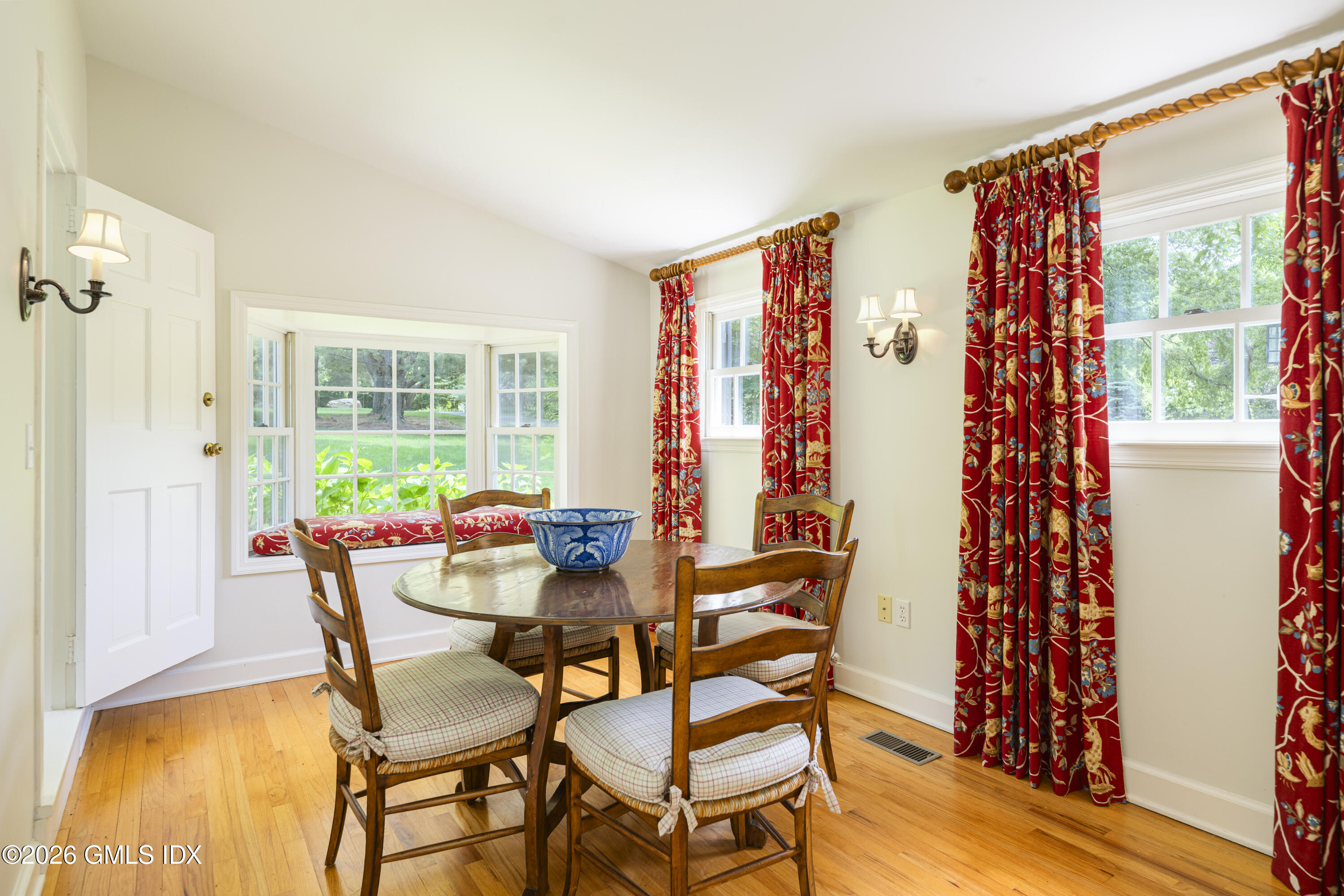 865 Hollow Tree Ridge Road Darien, CT 06820 - Photo 46 of 47 GHDining