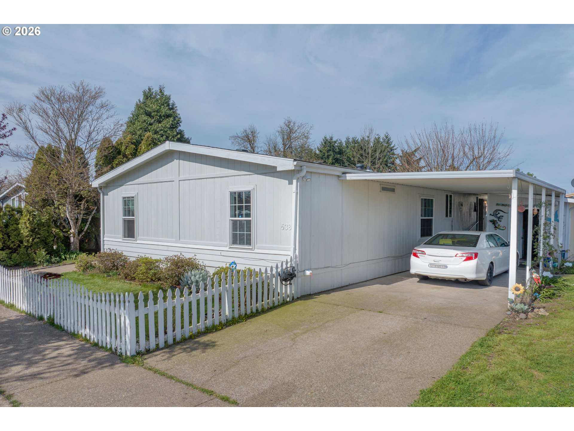 538 Lochaven Avenue Springfield, OR 97477 - Photo 1 of 35