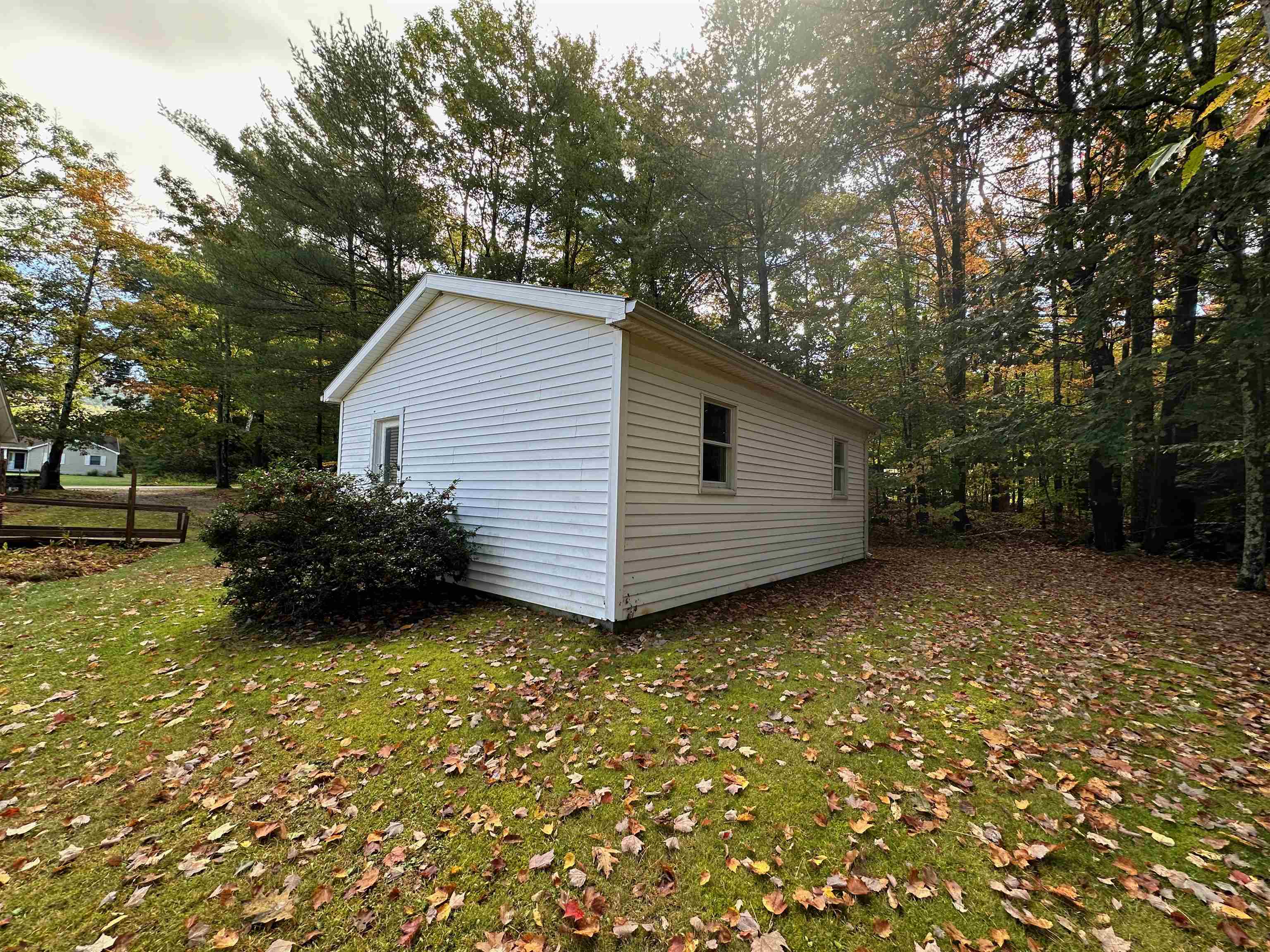 2205 South Stream Road Pownal, VT 05201 - Photo 3 of 40