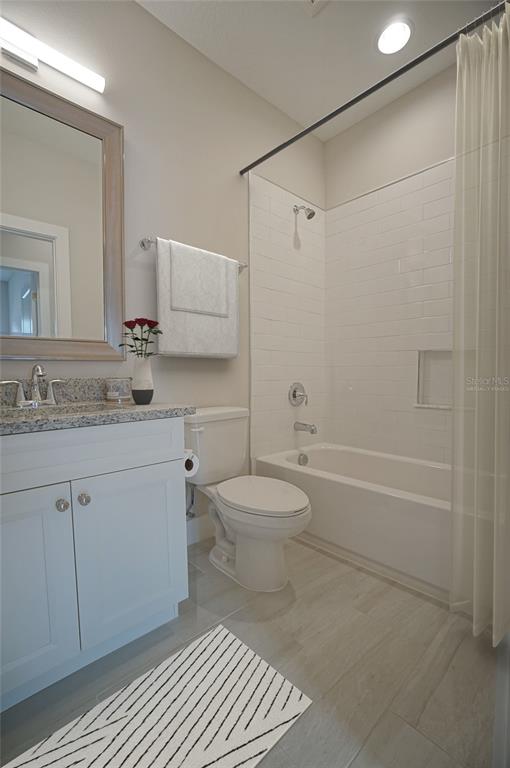 3124 West Azeele Street, Unit 4 Tampa, FL 33609 - Photo 12 of 37