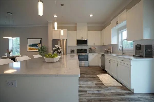 $4,250 | 3124 West Azeele Street, Unit 4, Tampa, FL 33609