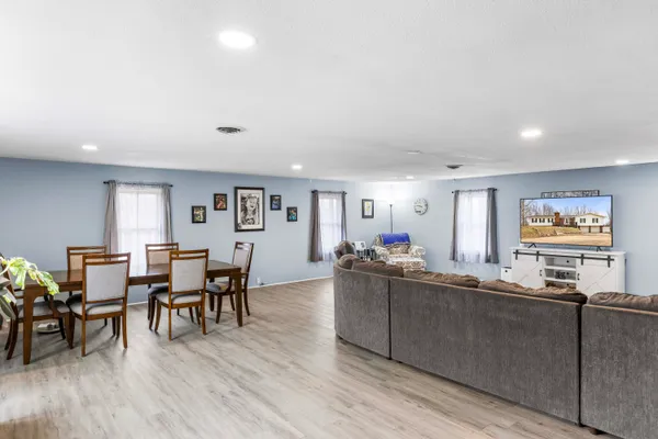 $259,000 | 2471 Bankers Road, Hillsdale, MI 49242