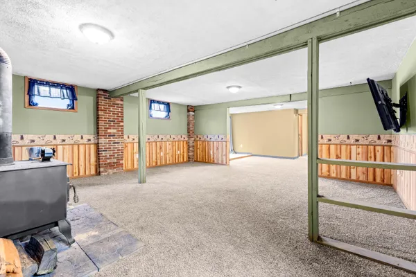 $259,000 | 2471 Bankers Road, Hillsdale, MI 49242