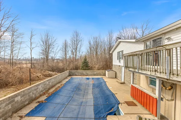 $259,000 | 2471 Bankers Road, Hillsdale, MI 49242