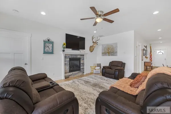 $394,995 | 171 Dakota Avenue, Rigby, ID 83442