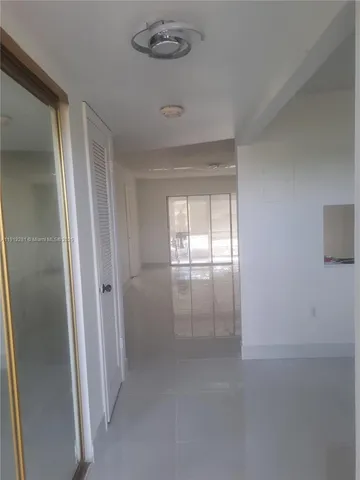 $1,850 | 8225 Sunrise Lakes Boulevard, Unit 309, Sunrise, FL 33322