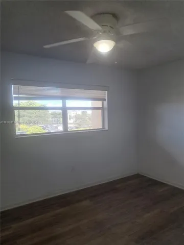 $1,850 | 8225 Sunrise Lakes Boulevard, Unit 309, Sunrise, FL 33322