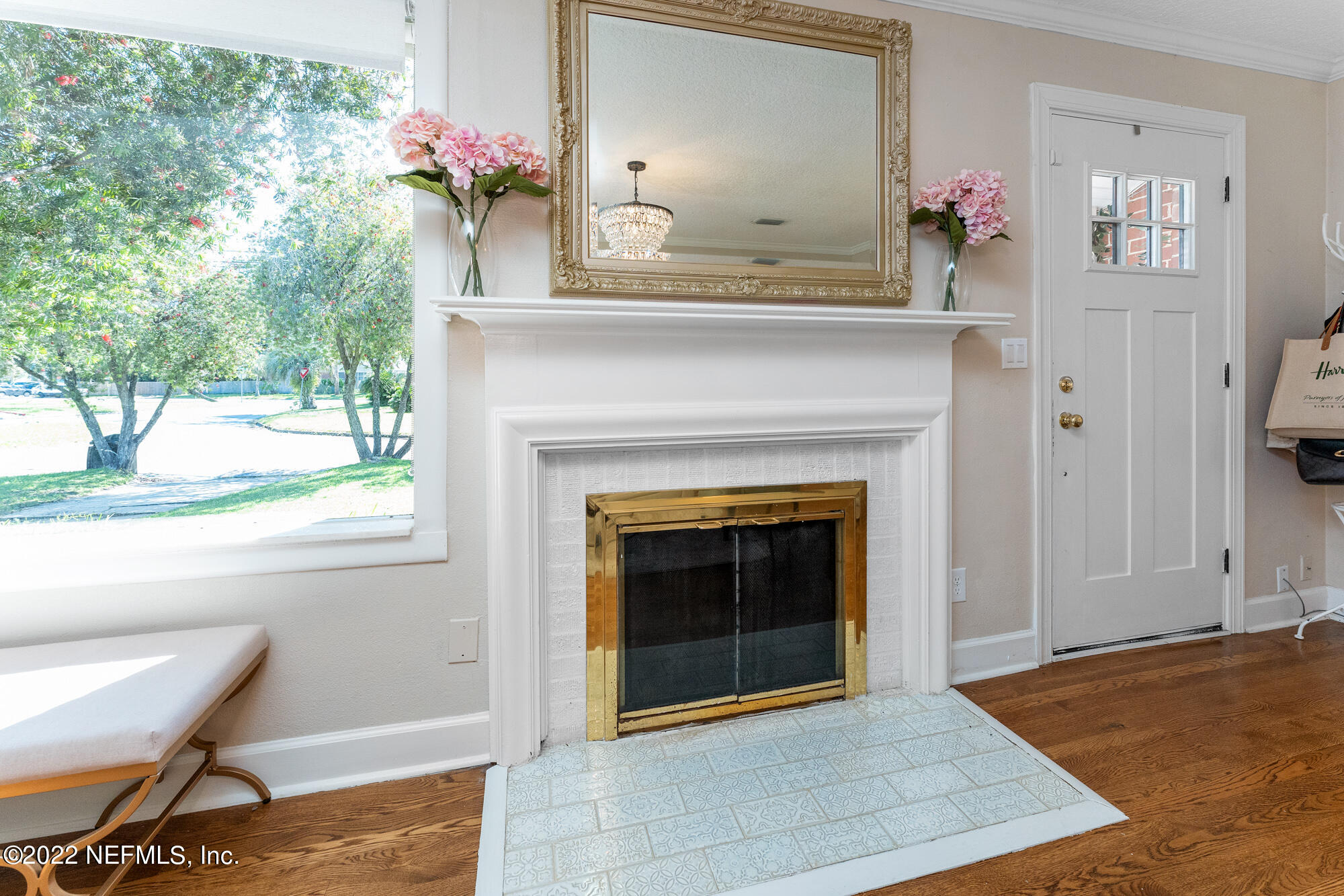 2112 Larchmont Road Jacksonville, FL 32207 - Photo 7 of 32 Fireplace and Picture Windoa