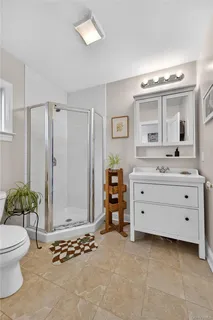 $6,000 | 96 School Street, Oyster Bay, NY 11771