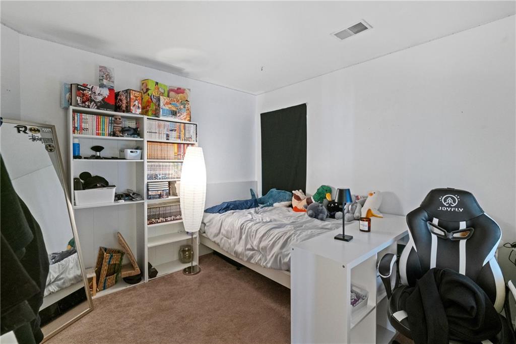 224 Foxwood Road Coraopolis, PA 15108 - Photo 16 of 34