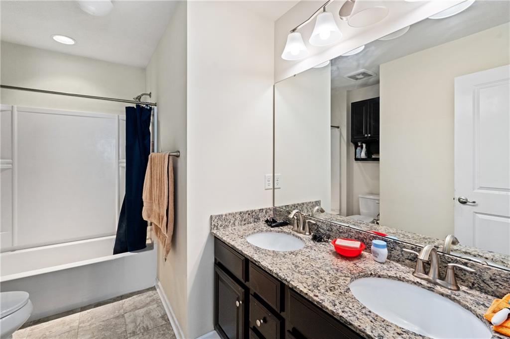 224 Foxwood Road Coraopolis, PA 15108 - Photo 18 of 34