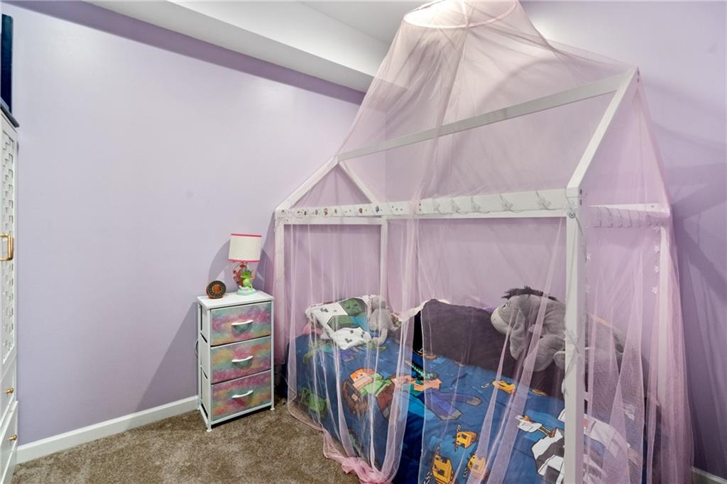 224 Foxwood Road Coraopolis, PA 15108 - Photo 27 of 34