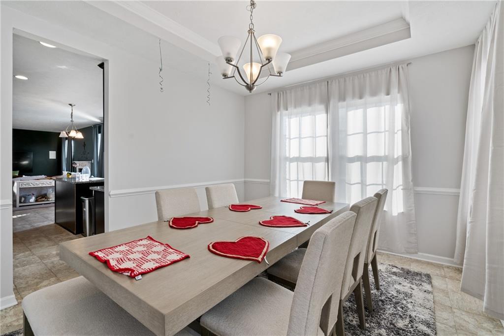 224 Foxwood Road Coraopolis, PA 15108 - Photo 6 of 34