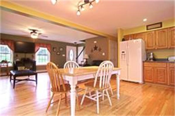 54 McIntyre Road Oxford, MA 01537 - Photo 6 of 21 Gallery Image 6