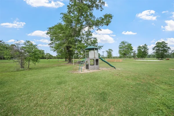 $740,000 | 1121 Pelican Road, Shepherd, TX 77371