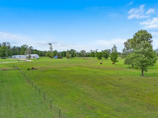 $740,000 | 1121 Pelican Road, Shepherd, TX 77371