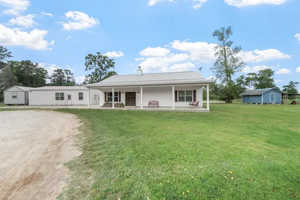 $740,000 | 1121 Pelican Road, Shepherd, TX 77371