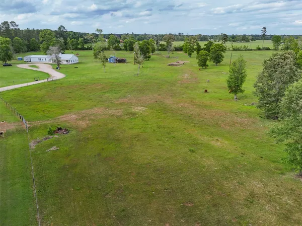 $740,000 | 1121 Pelican Road, Shepherd, TX 77371
