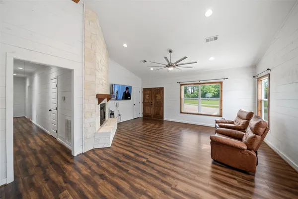 $740,000 | 1121 Pelican Road, Shepherd, TX 77371