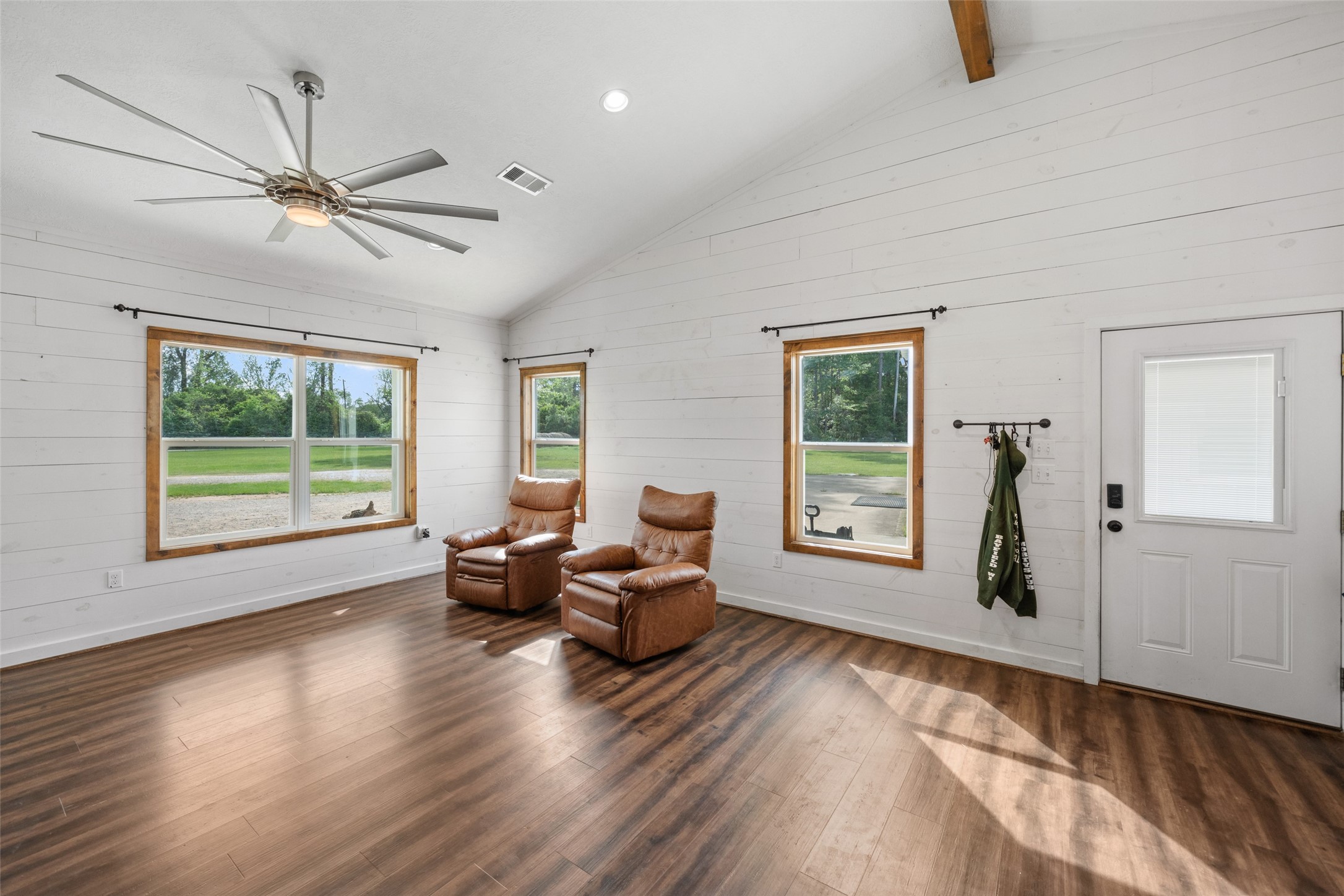 1121 Pelican Road Shepherd, TX 77371 - Photo 7 of 34