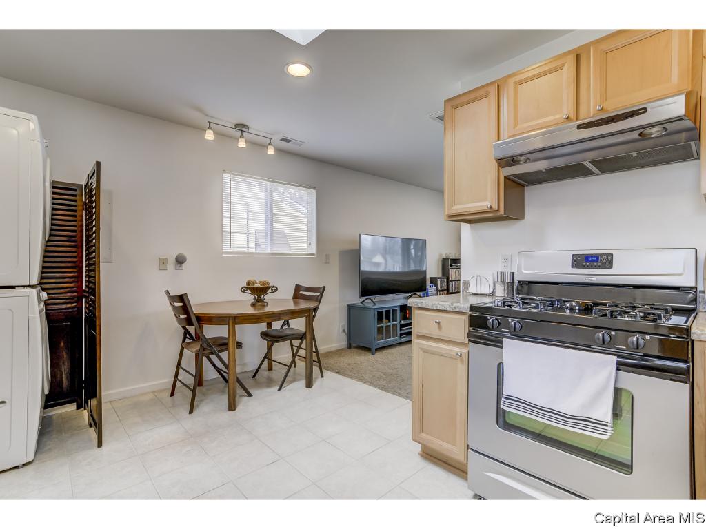 3345 Buckner Street Springfield, IL 62703 - Photo 14 of 32
