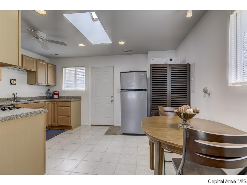3345 Buckner Street Springfield, IL 62703 - Photo 15 of 32