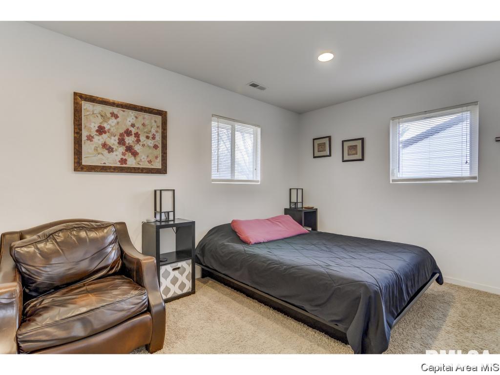 3345 Buckner Street Springfield, IL 62703 - Photo 17 of 32