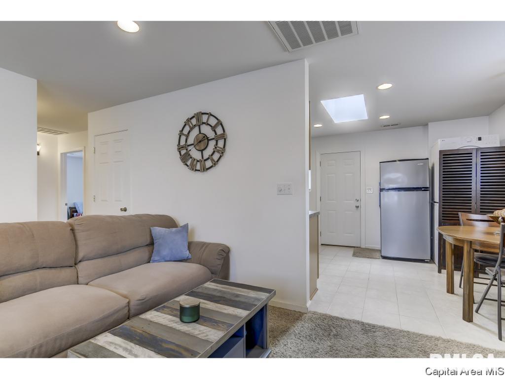 3345 Buckner Street Springfield, IL 62703 - Photo 8 of 32