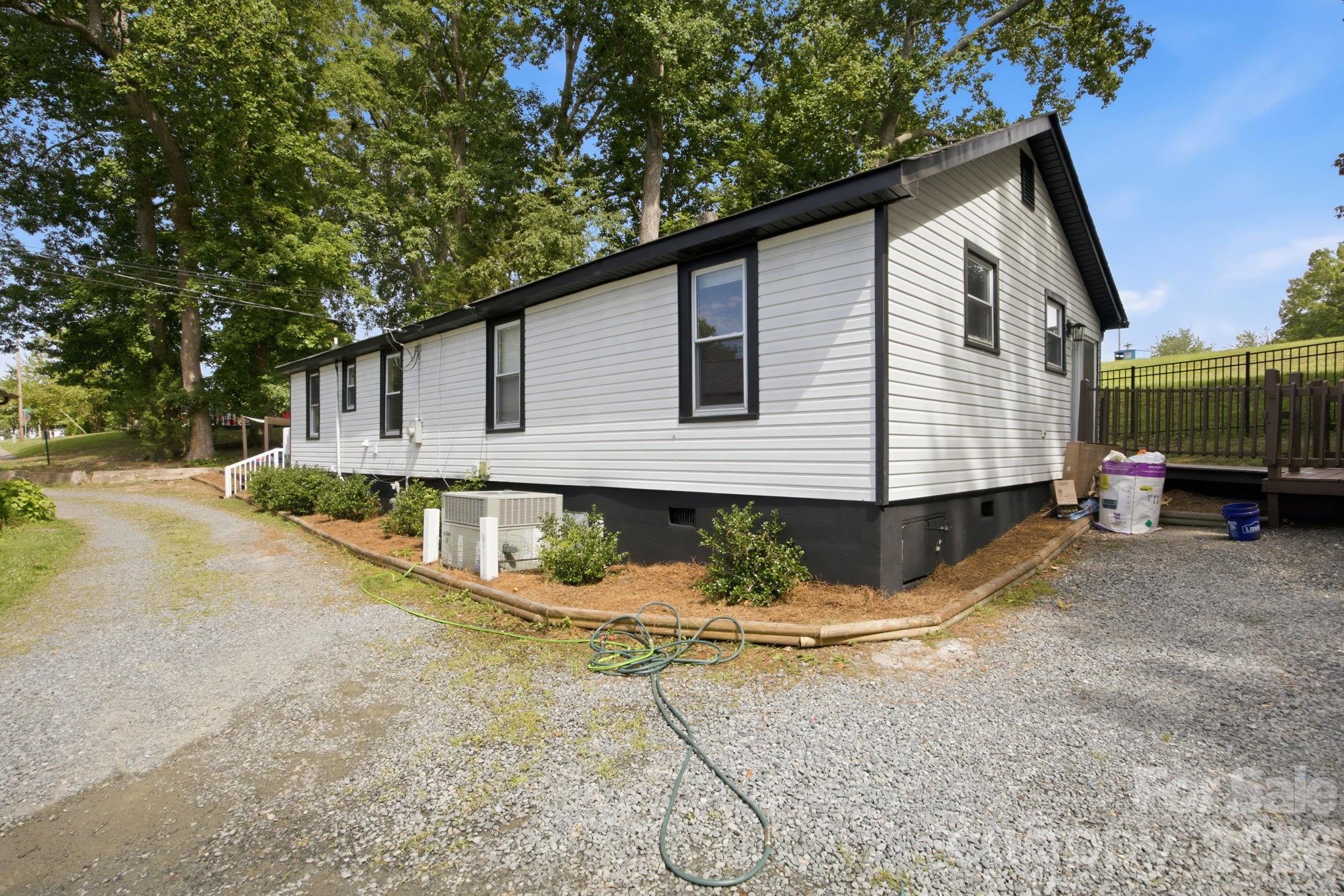 447 Brandon Street Davidson, NC 28036 - Photo 18 of 32