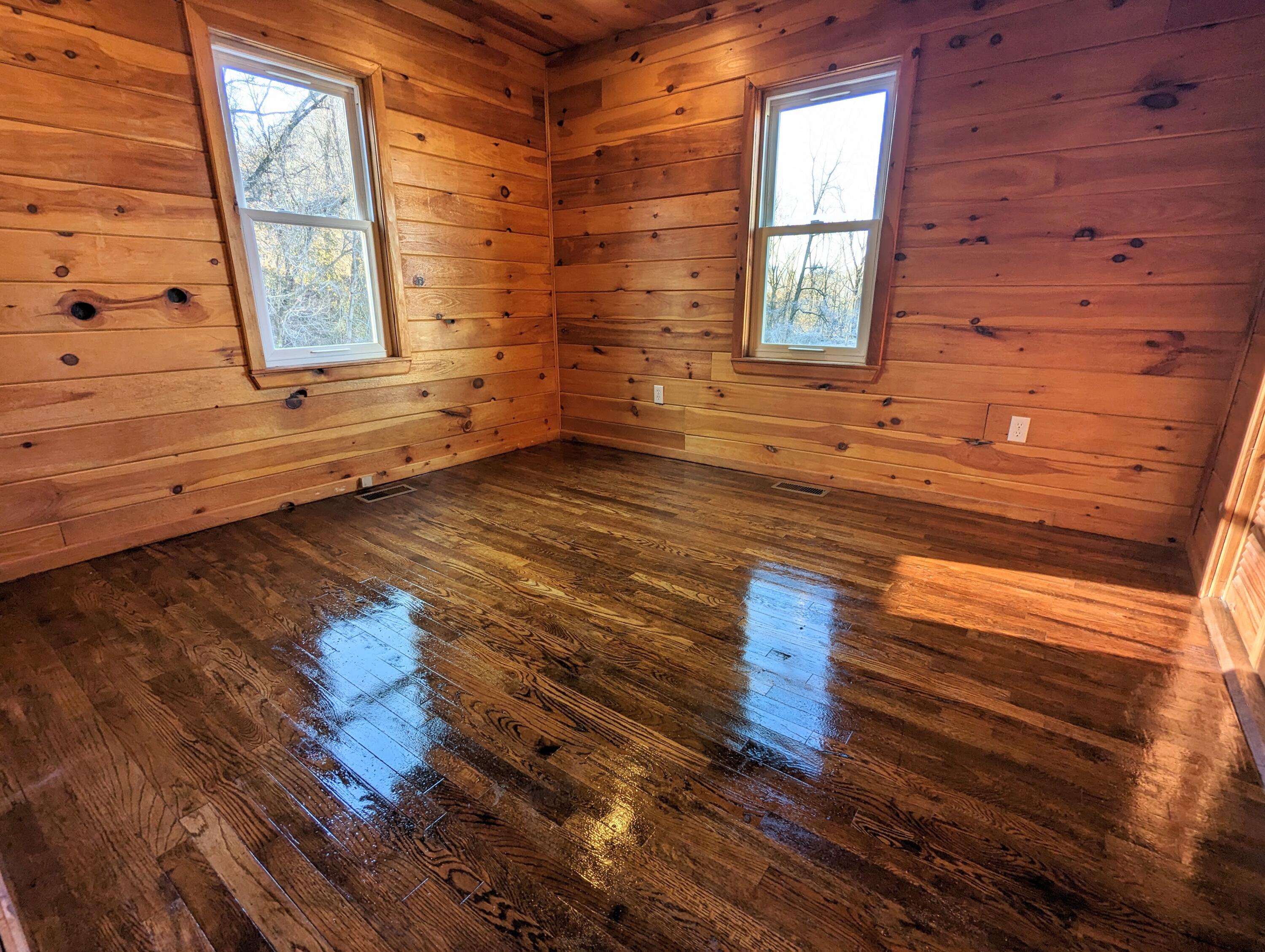 200 Old Siam Road Elizabethton, TN 37643 - Photo 4 of 13 PXL_20230110_142257093
