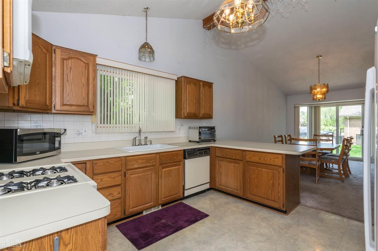 2517 Martin Road Warren, MI 48092 - Photo 14 of 25 Gallery Image 14