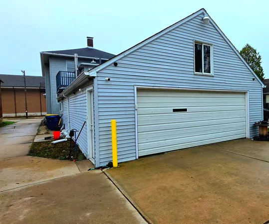 $319,900 | 1110 Shawano Avenue, Green Bay, WI 54303