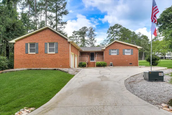 $385,000 | 256 Brassie Drive, McCormick, SC 29835