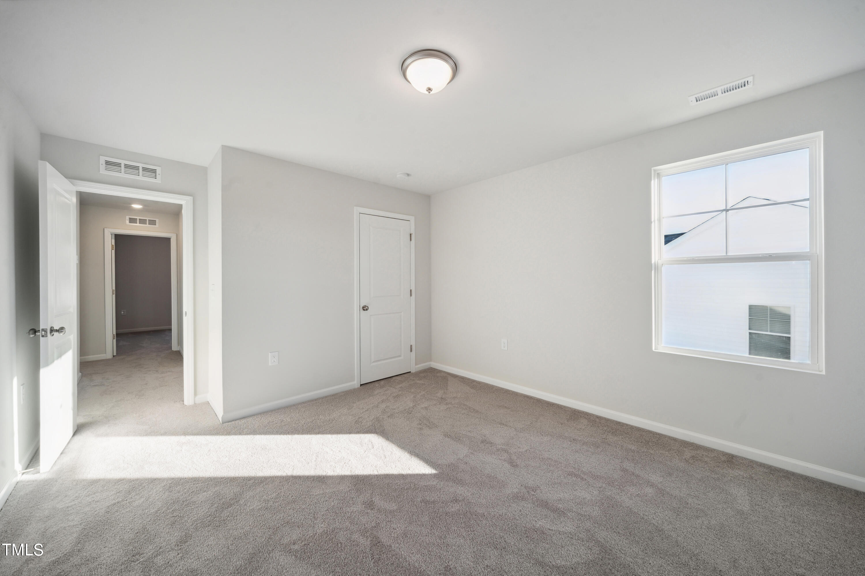 3724 Watson Rdg Lane, Unit LEIGHTON Raleigh, NC 27616 - Photo 8 of 26 SUN_MapleRidge_Pic_Leighton_10