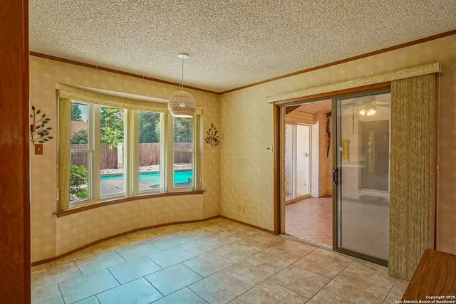 $499,000 | 6303 Lakewood Park, Windcrest, TX 78239