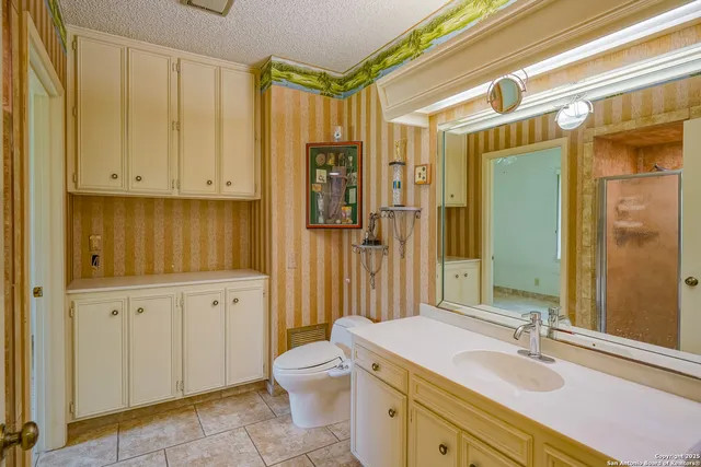 $499,000 | 6303 Lakewood Park, Windcrest, TX 78239