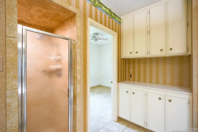 $499,000 | 6303 Lakewood Park, Windcrest, TX 78239