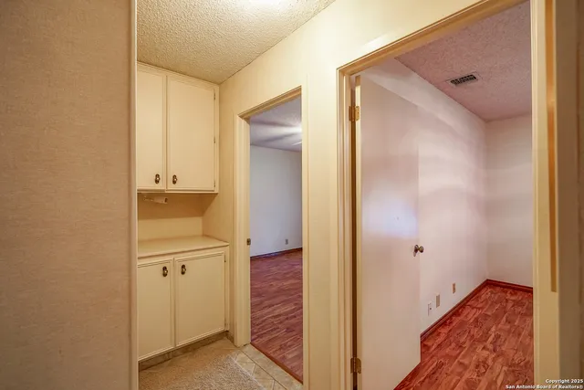 $499,000 | 6303 Lakewood Park, Windcrest, TX 78239