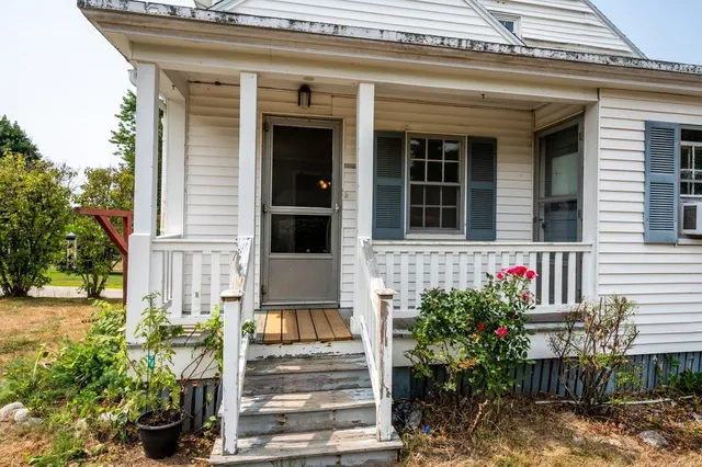 $579,900 | 15 Dover Point Road, Dover, NH 03820