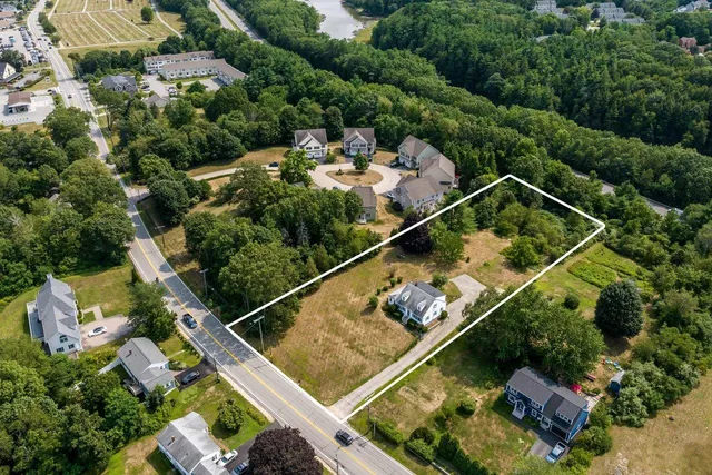 $579,900 | 15 Dover Point Road, Dover, NH 03820